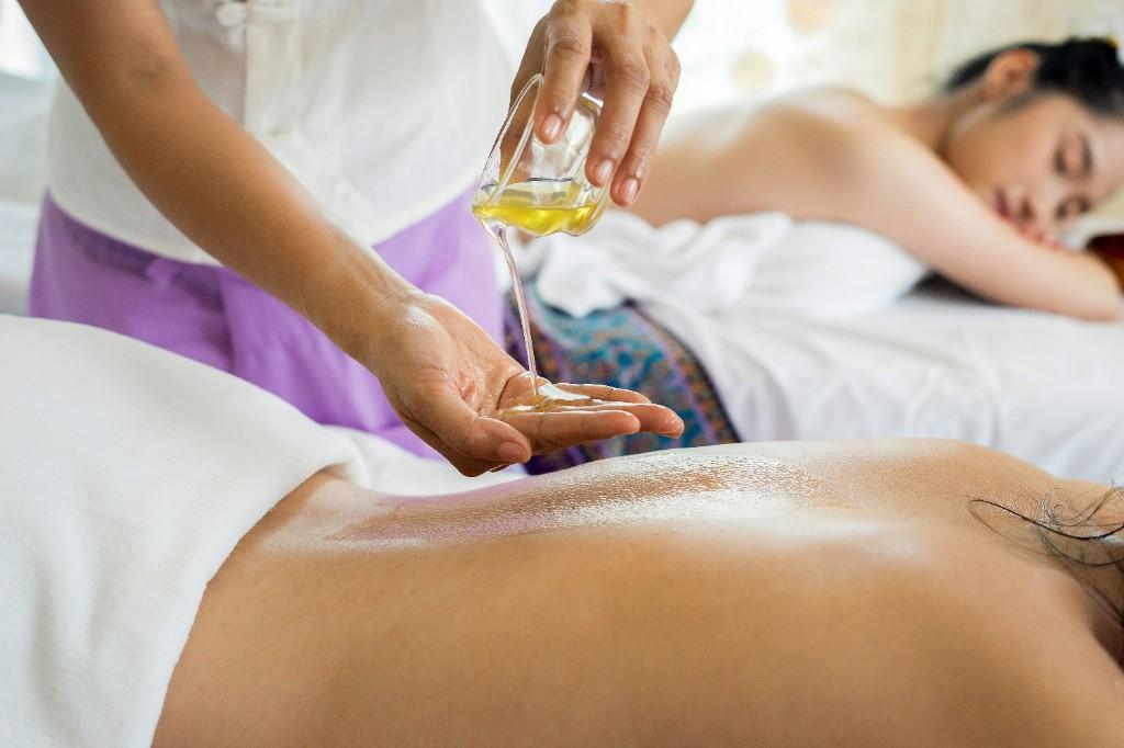 Revitalising Aromatherapy Massage treatment at Aurelian Massage, Bath city centre